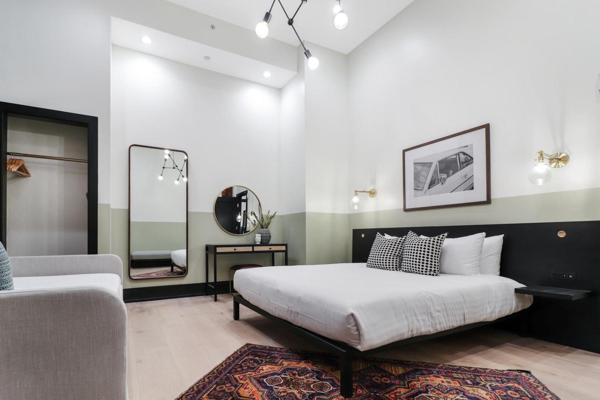 Roami At The Lola Apartment New Orleans Bilik gambar
